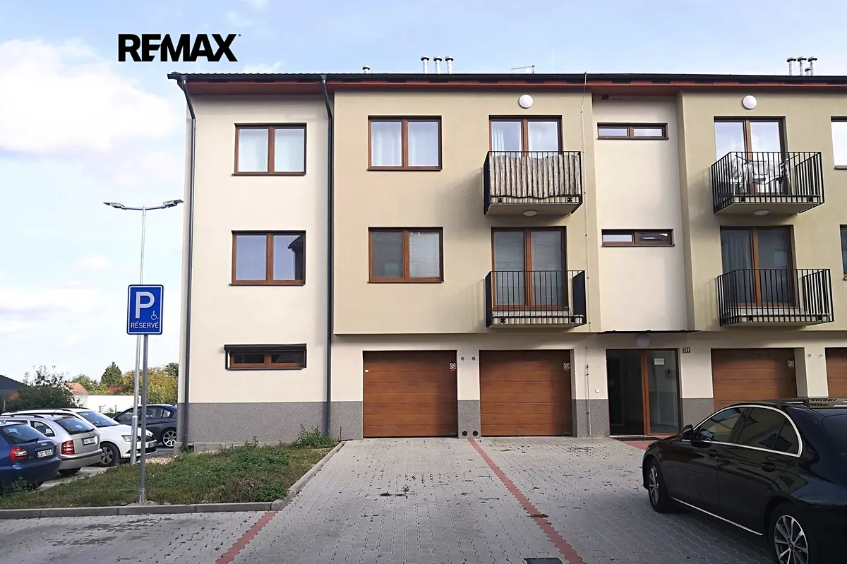 Pronájem bytu 1+kk 36 m²